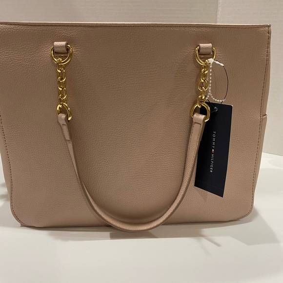 New Tommy HILFiGER - Picture 2 of 10